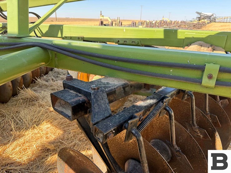 john-deere-twin-offset-disc-image-36