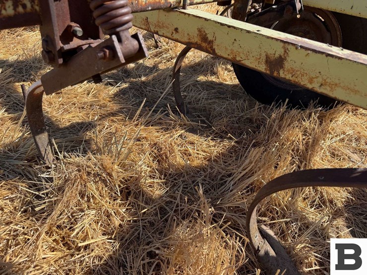 calkins-40'-field-cultivator-image-27