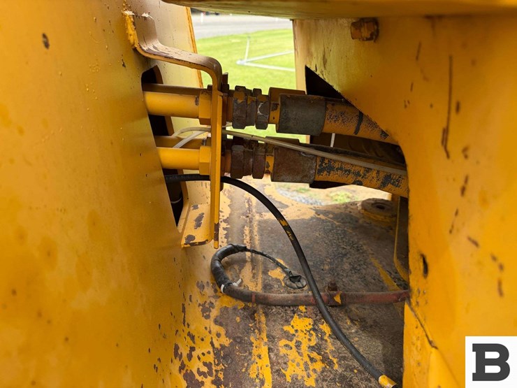 caterpillar-920-image-16