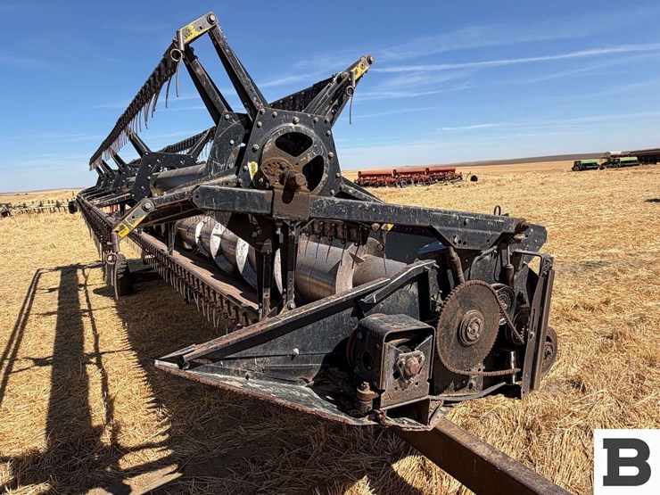 1981-allis-chalmers-gleaner-n-series-header-image-9