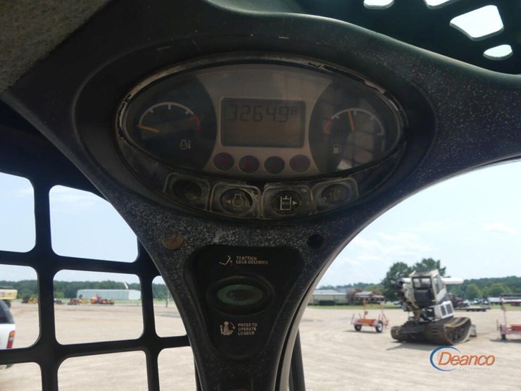 2013-bobcat-s770-image-14