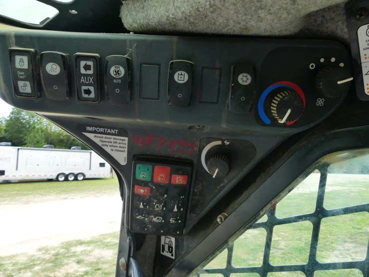 2021-deere-333g-image-16