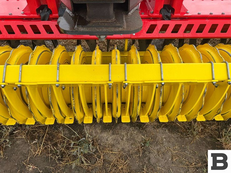 2025-pottinger-lion-4030-master-rotary-harrow-image-19