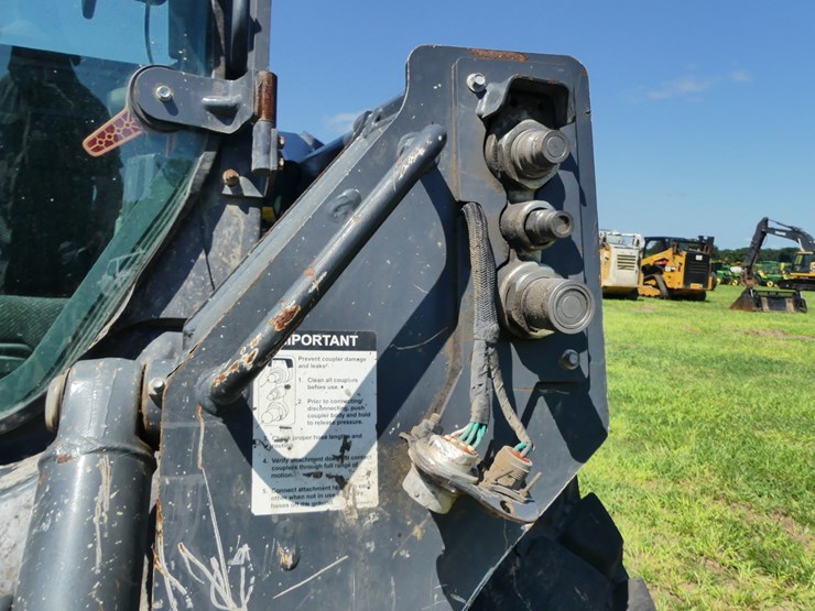 2020-deere-312gr-image-12