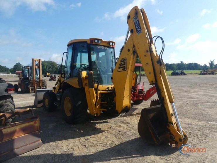 jcb-3cx-image-12