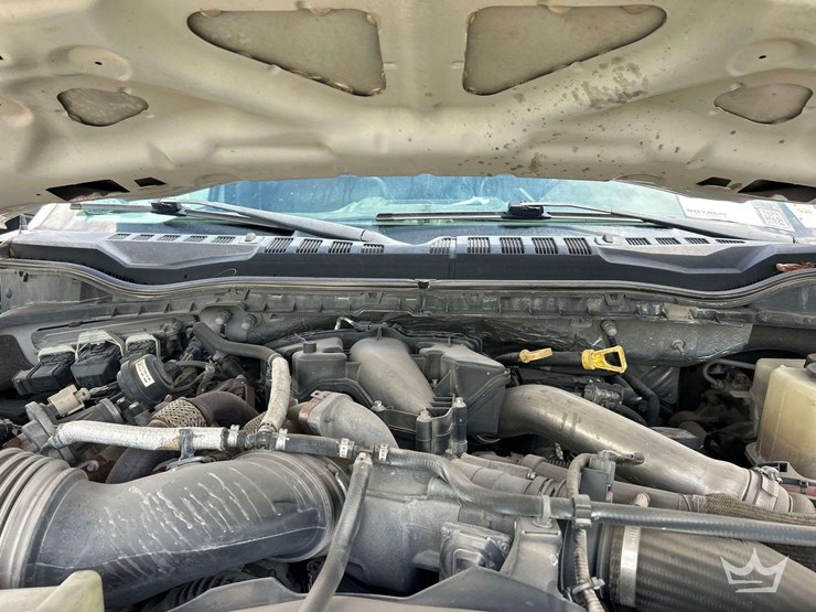 2019-ford-f550-image-8