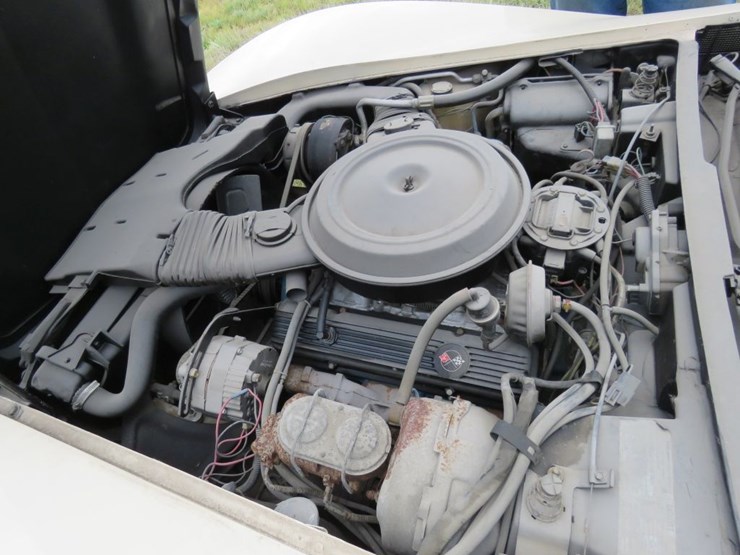 1979-chevrolet-l-82-corvette-t-top-coupe-image-32