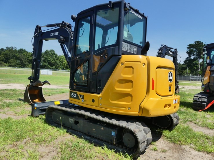 deere-60p-image-4