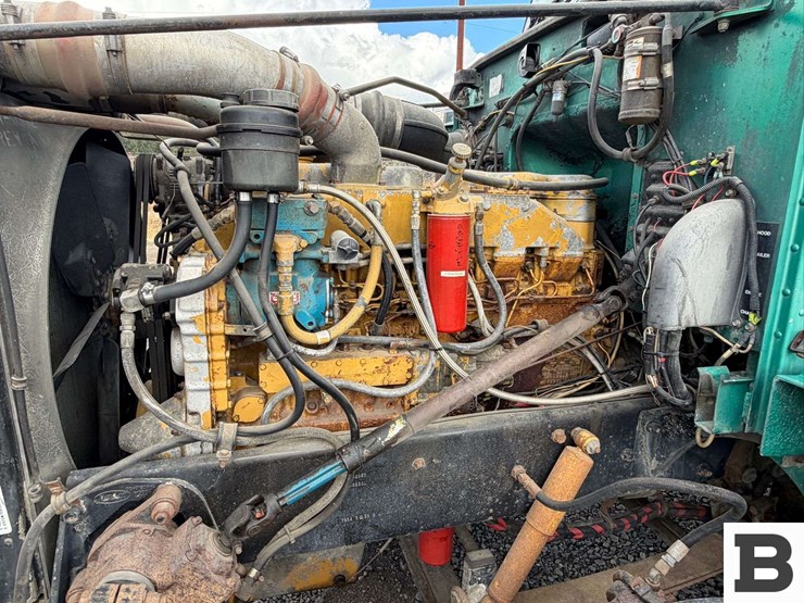 1988-peterbilt-377-image-31