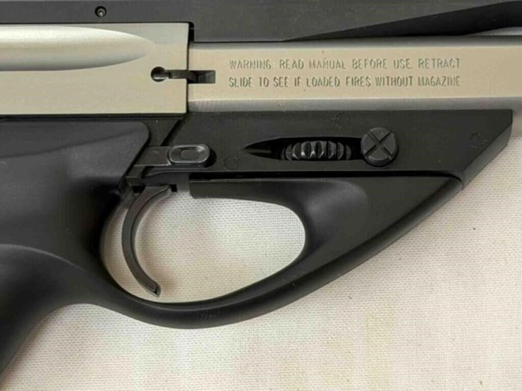 beretta-u22-neos-22lr-pistol-image-18