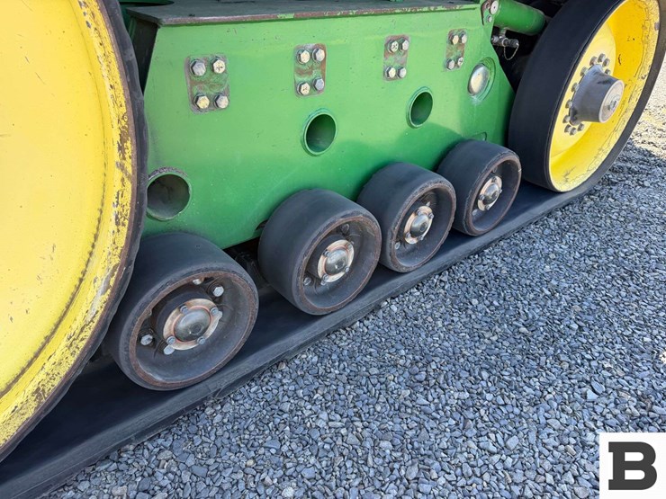 2004-john-deere-9520t-image-45