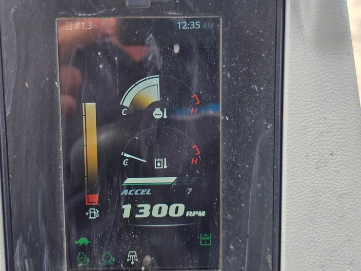 2024-hyundai-hx35az-image-80