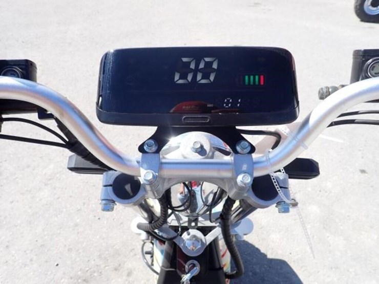 2024-shansu-youpi-60v-electric-tricycle-r36cp3010r-image-14