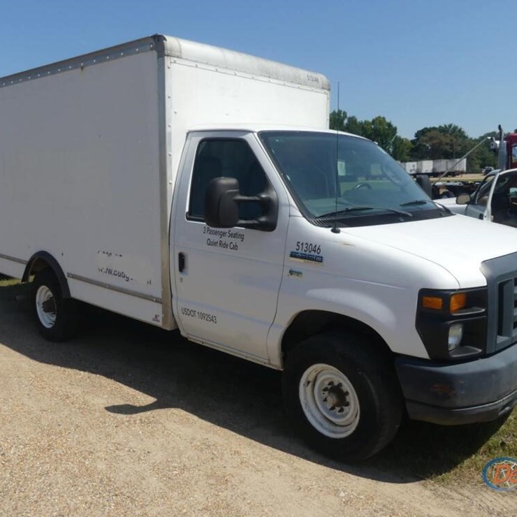 2015 FORD E350