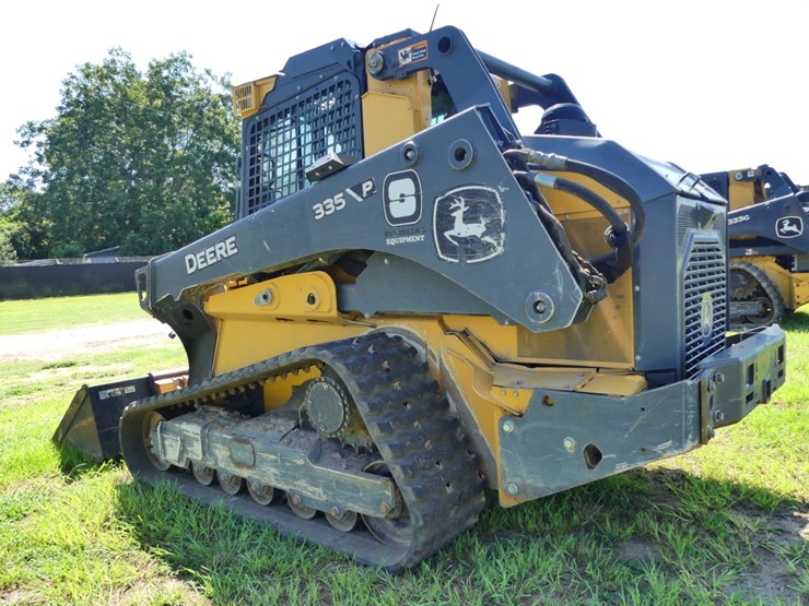 2024-deere-335p-image-4