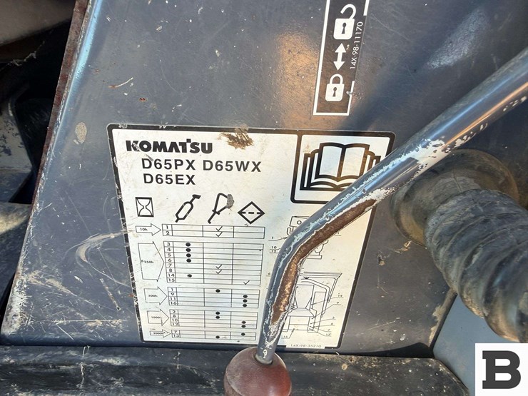 2006-komatsu-d65px-15e0-image-55
