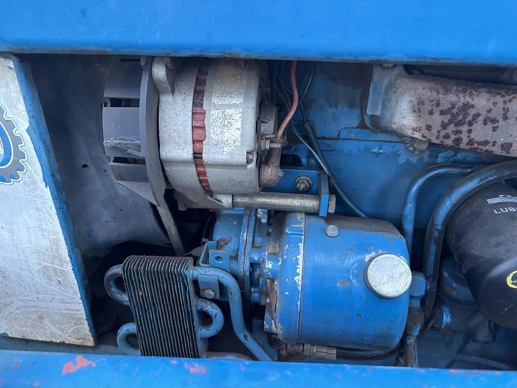 ford-tractor-image-40