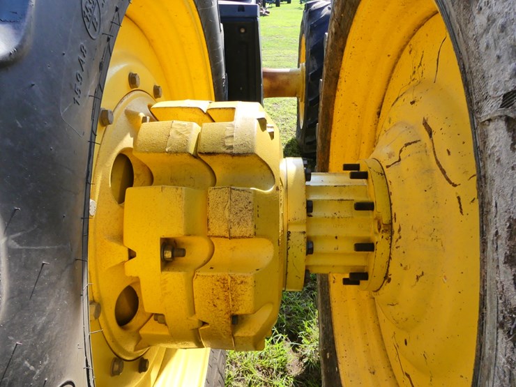 2014-john-deere-8370r-image-8