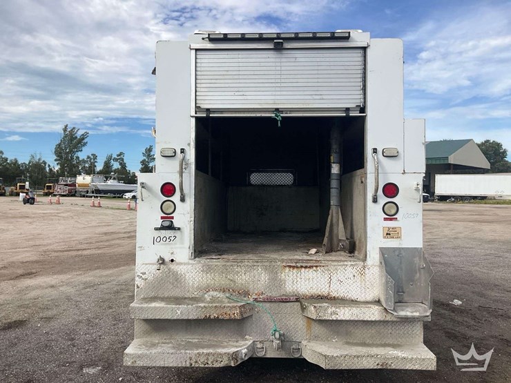 2016-international-durastar-4300-image-59
