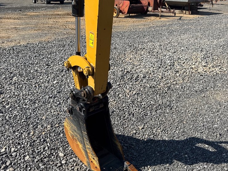 2023-caterpillar-303.5-image-9