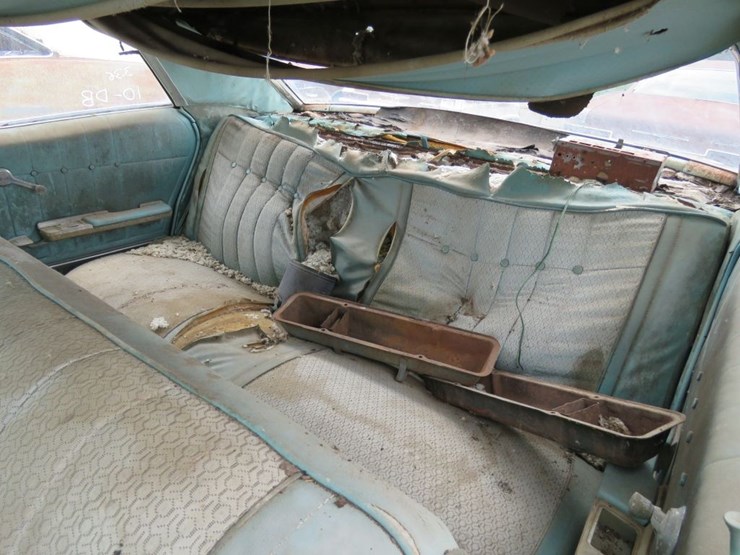 1965-chevrolet-impala-4dr-ht-image-5
