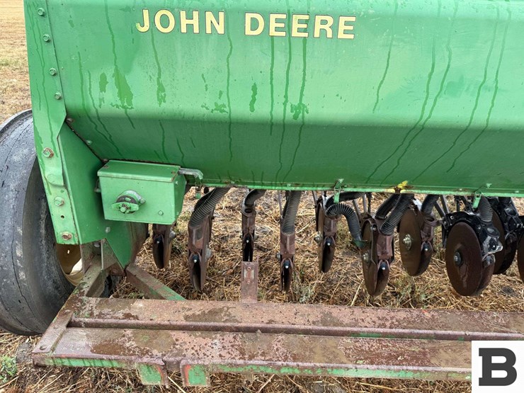 john-deere-8350-image-29