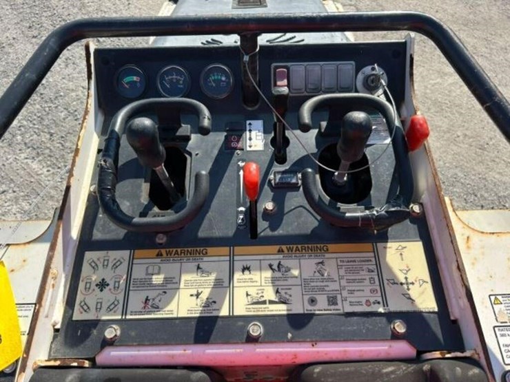 2019-bobcat-mt85-image-9