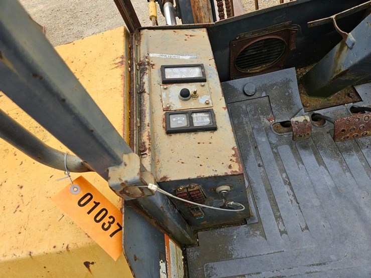 jcb-940-image-24