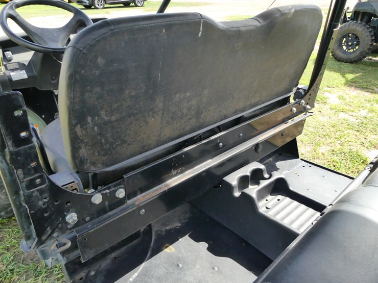 2017-john-deere-825m-s4-image-10