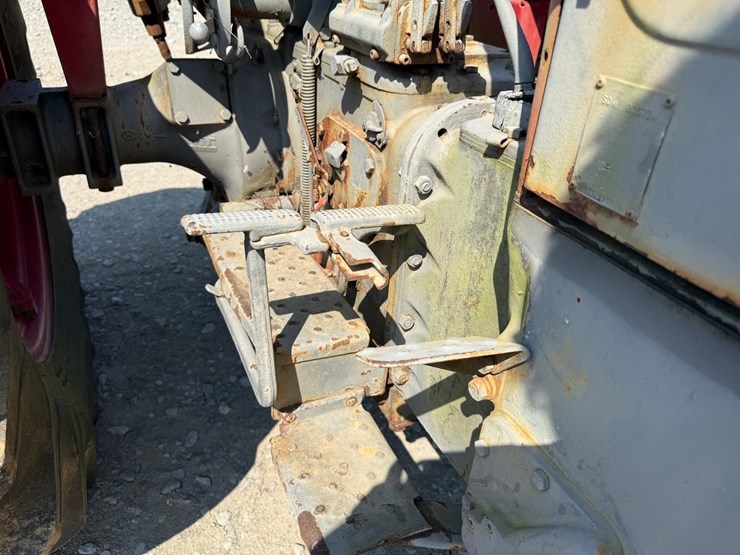 massey-ferguson-85-image-52