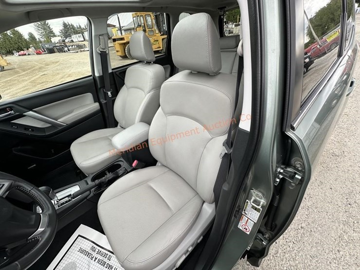 2015-subaru-forester-image-24