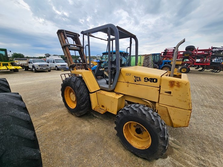 jcb-940-image-2