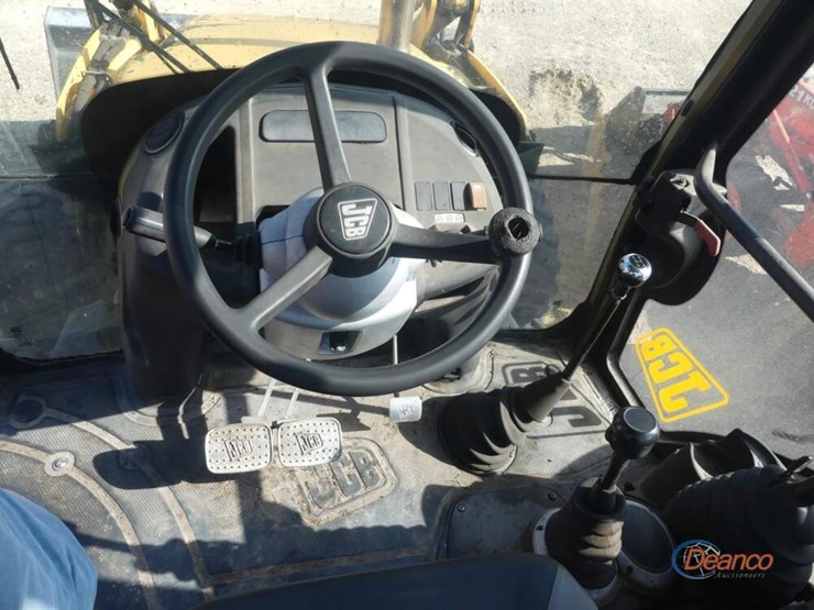 jcb-3cx-image-26