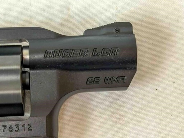 ruger-lcr-22lr-pistol-image-15
