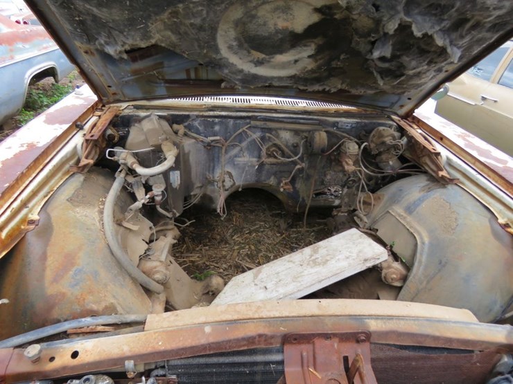 1966-chevrolet-impala-4dr-wagon-image-8
