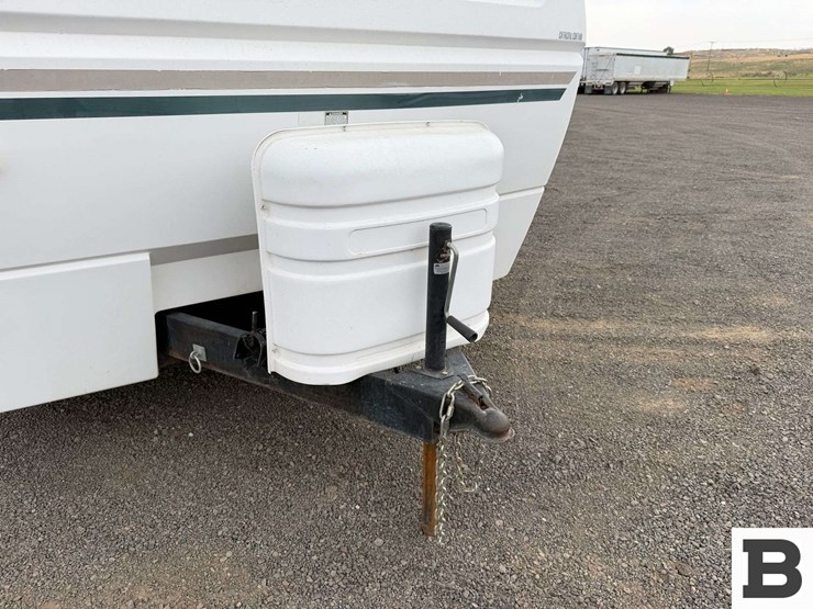 2004-fleetwood-wilderness-advantage-travel-trailer-image-9