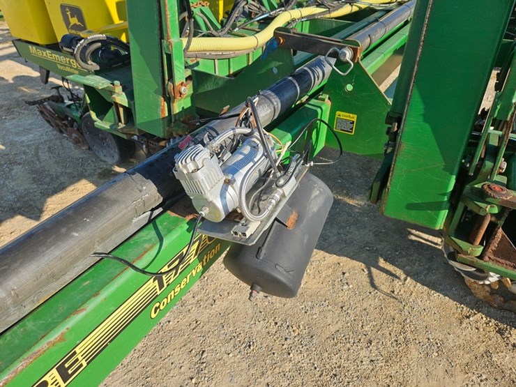 john-deere-1770-image-14