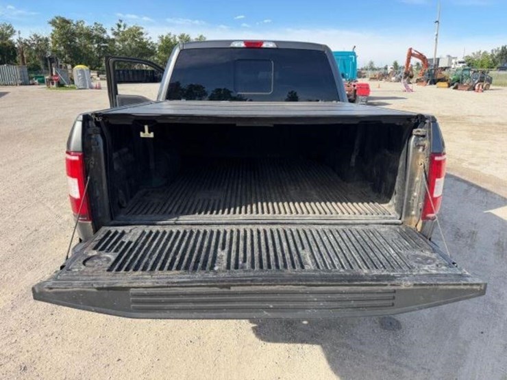 2018-ford-f150-xlt-image-41