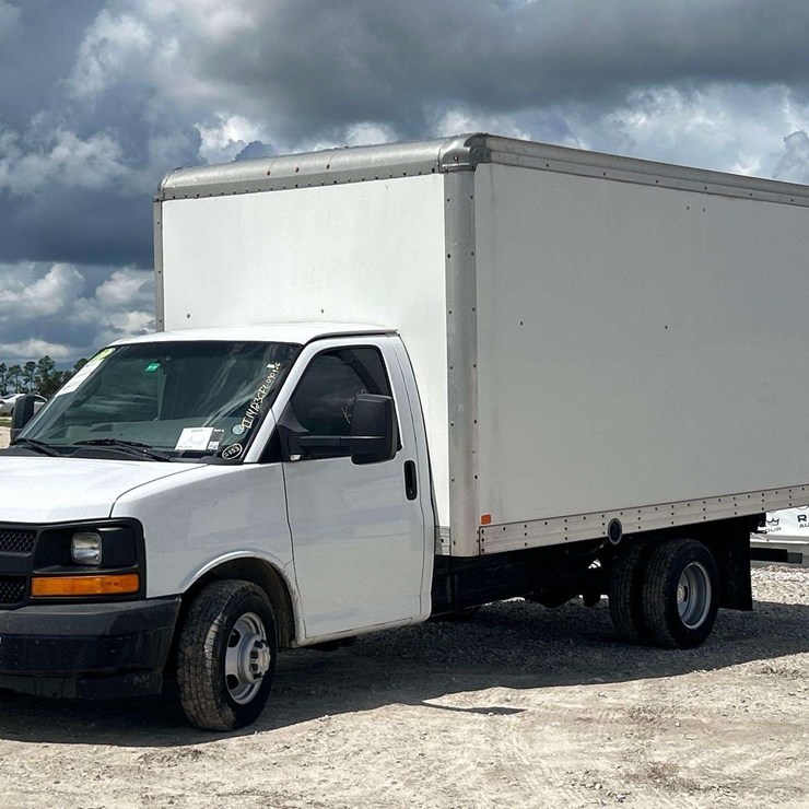 2017 CHEVROLET EXPRESS 3500