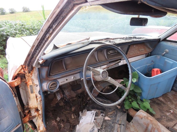 1966-chevrolet-impala-2dr-ht-image-10