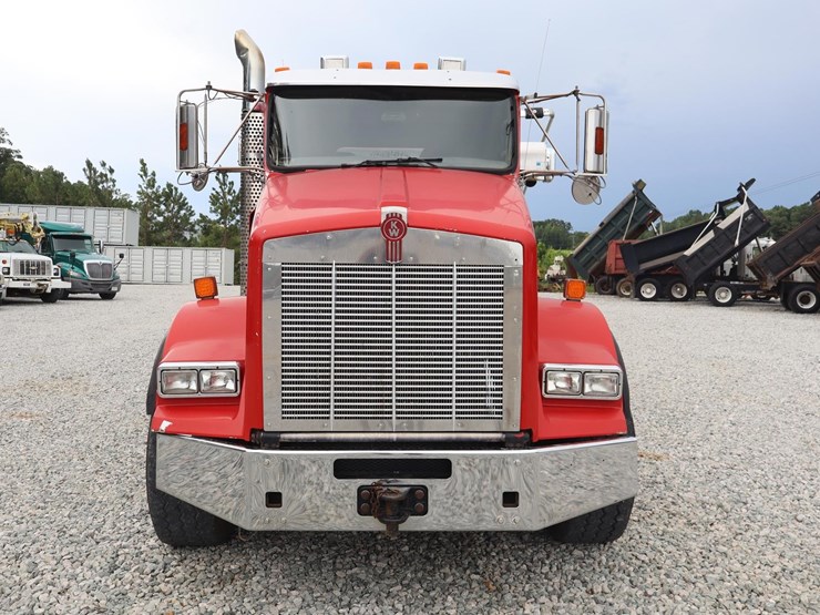 2011-kenworth-t800-image-8