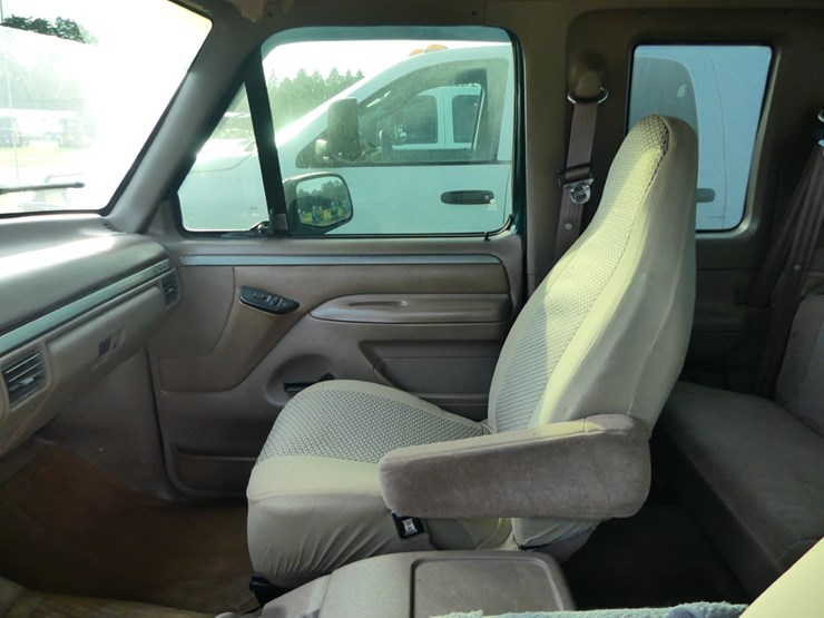 1995-ford-f150-xlt-image-11