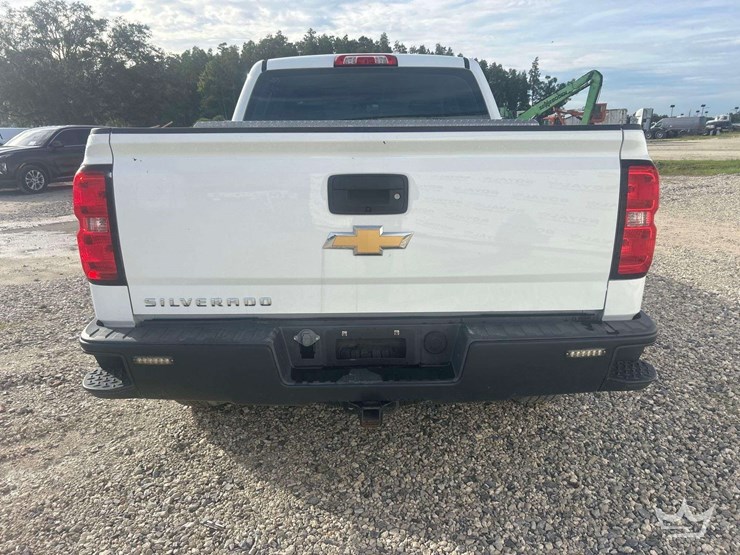 2018-chevrolet-silverado-1500-image-22