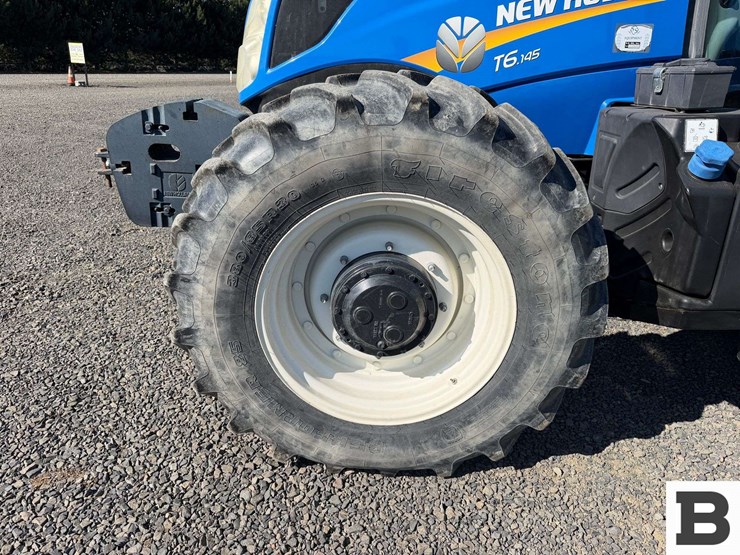 2016-new-holland-t6.145-image-16