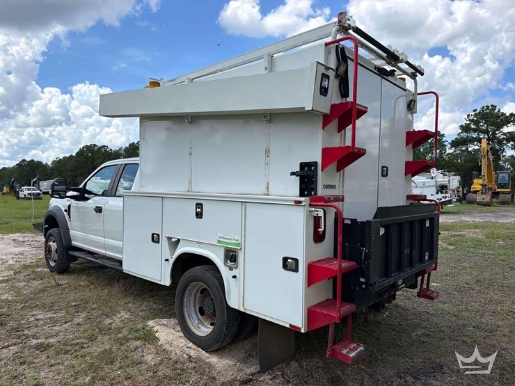 2019-ford-f550-image-4