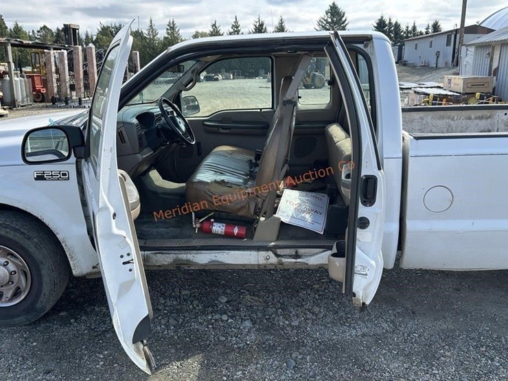 2002-ford-f250-image-14