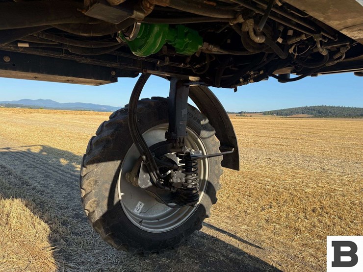 2018-case-ih-patriot-2250-image-19