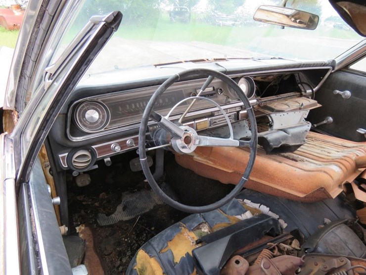 1965-chevrolet-impala-2dr-ht-image-9