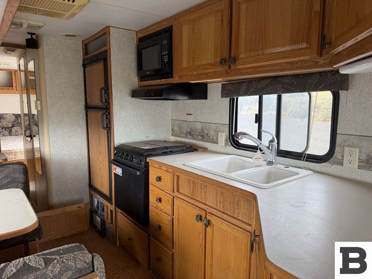 2004-fleetwood-wilderness-advantage-travel-trailer-image-37