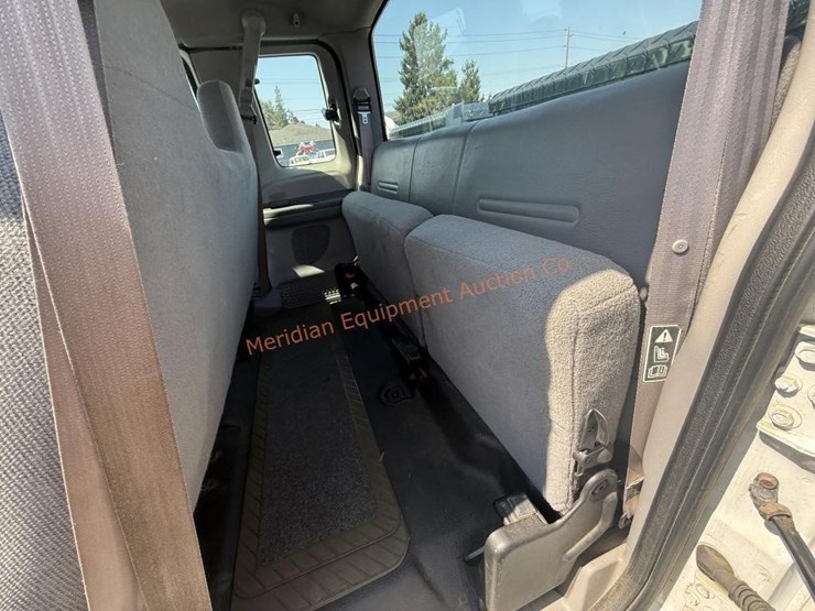 2001-ford-f250-image-26